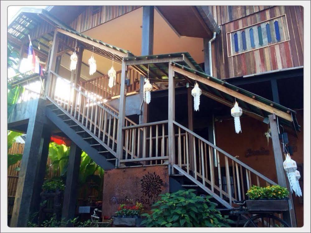 Hueandin Klinmai Boutique Hotel Чиангмай Екстериор снимка